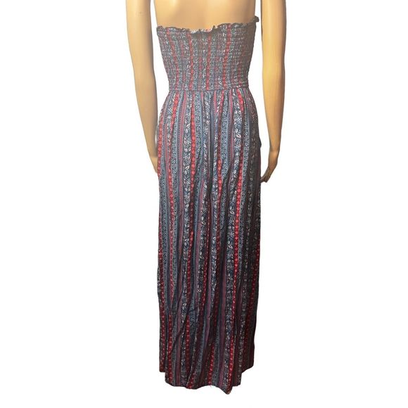 BAND OF GYPSIES Bohemian Smocked Peasant Maxi Dress - Picture 4 of 5